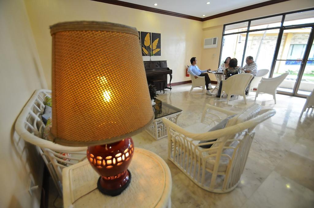 Vacation Hotel Cebu Exterior foto